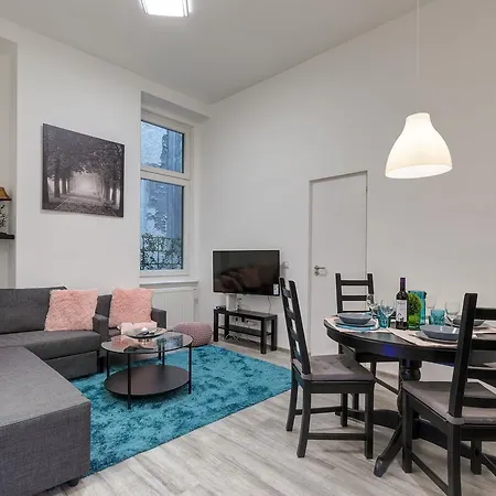 Palace بودابست